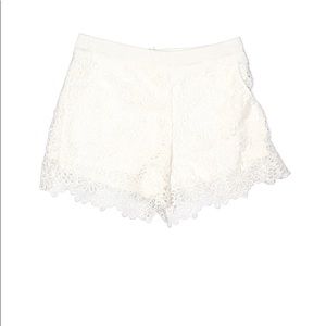 Monteau white lace shorts size medium